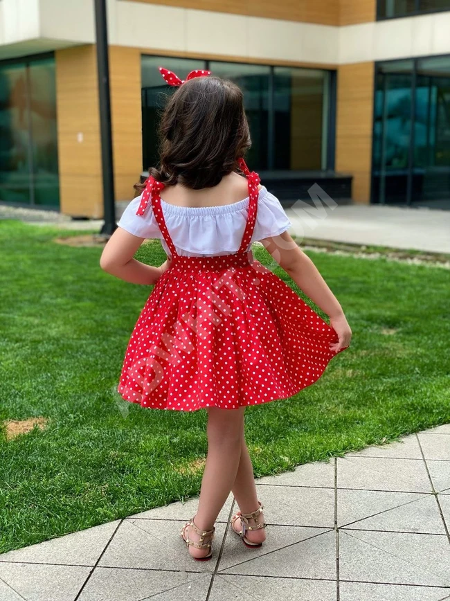 طقم بناتي مع ربطة شعر 