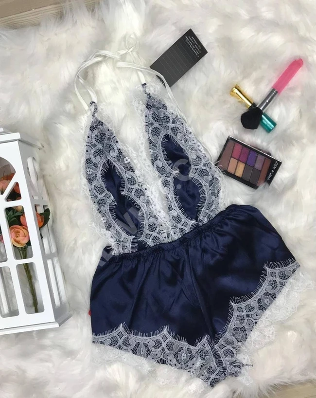 لانجري نسائي قصير 