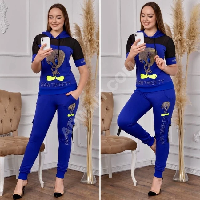 بيجاما سبور نسائية 