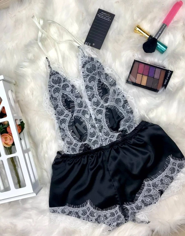 لانجري نسائي قصير 