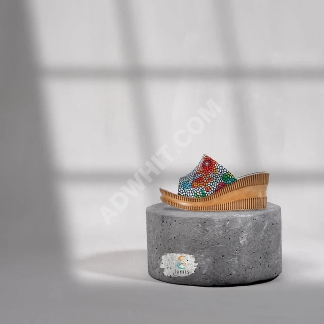 حذاء سبور نسائي 