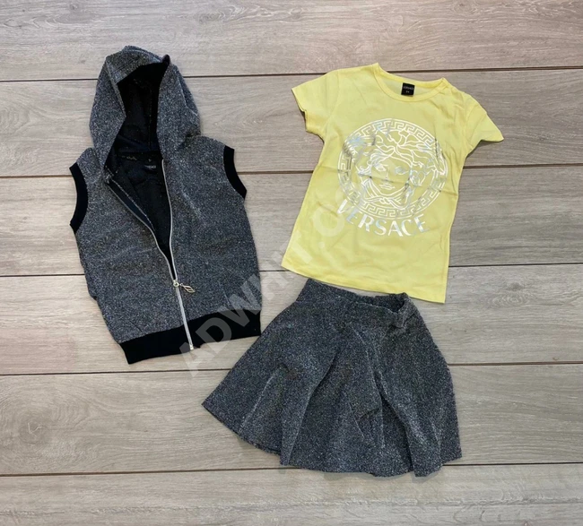 طقم بناتي ثلاث قطع صيفي