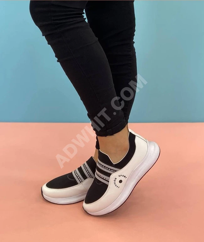 حذاء سبور نسائي 