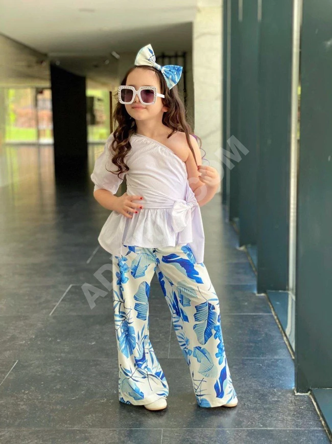 طقم بناتي مع ربطة شعر 