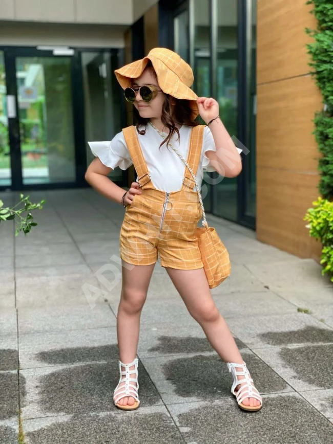 طقم بناتي بسعر مخفض