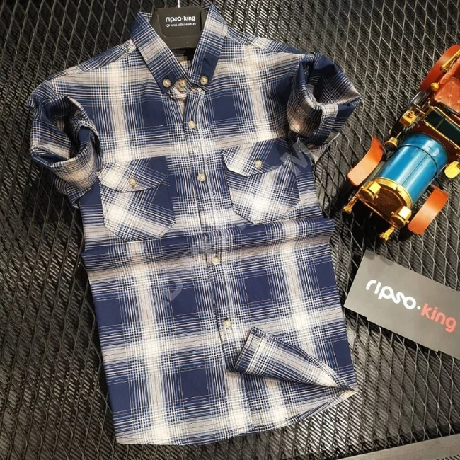 قميص رجالي بألوان متعددة