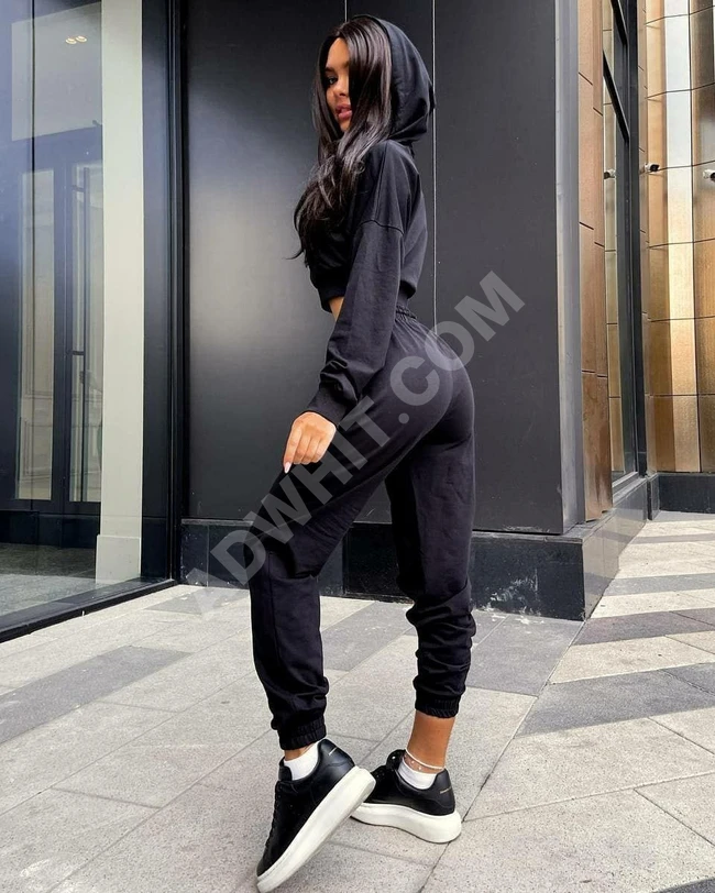 طقم رياضي نسائي 