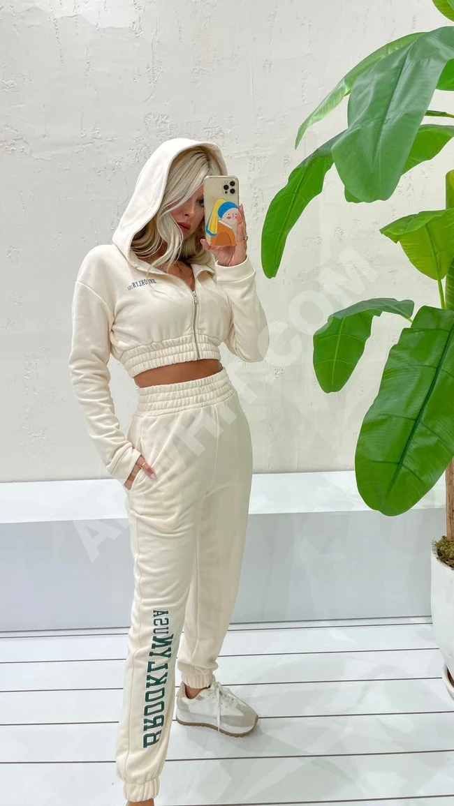 بيجاما رياضية نسائية 