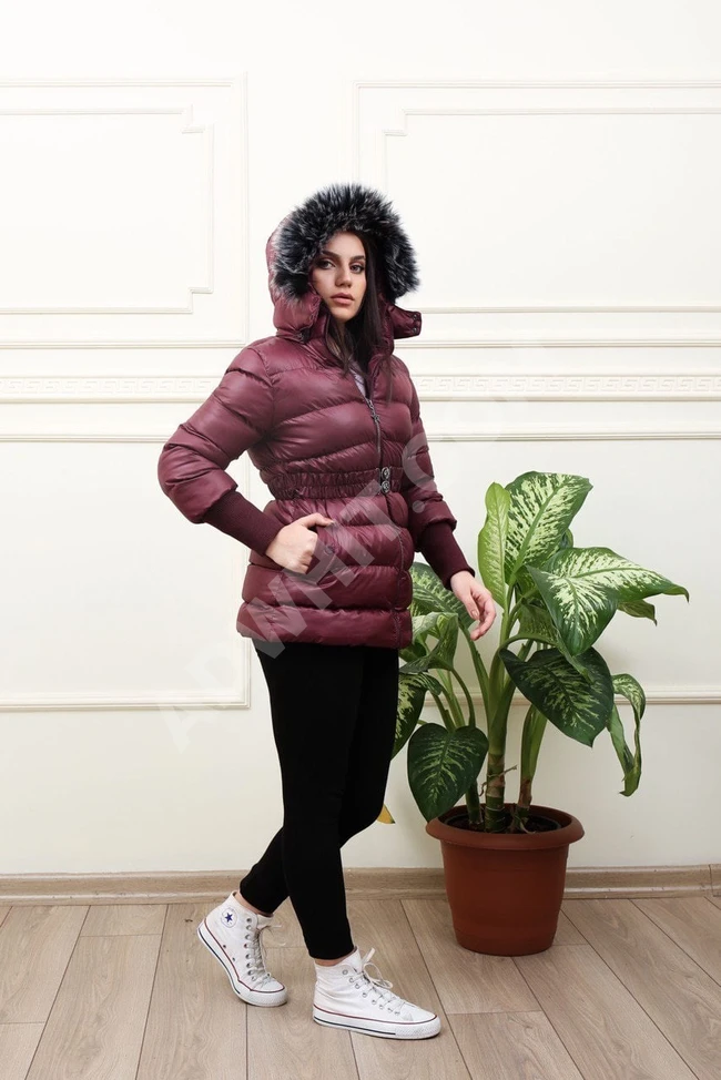 جاكيت نسائي مطري