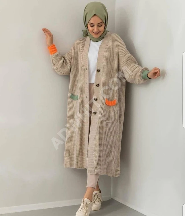 جاكيت صوف نسائي طويل