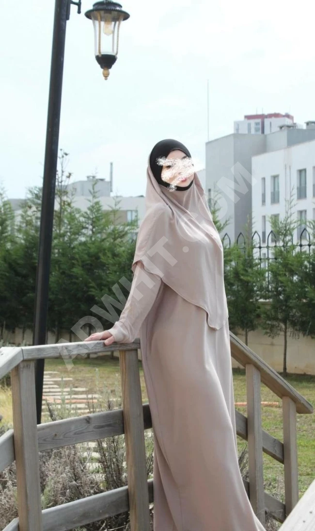 طقم نسائي للمحجبات 