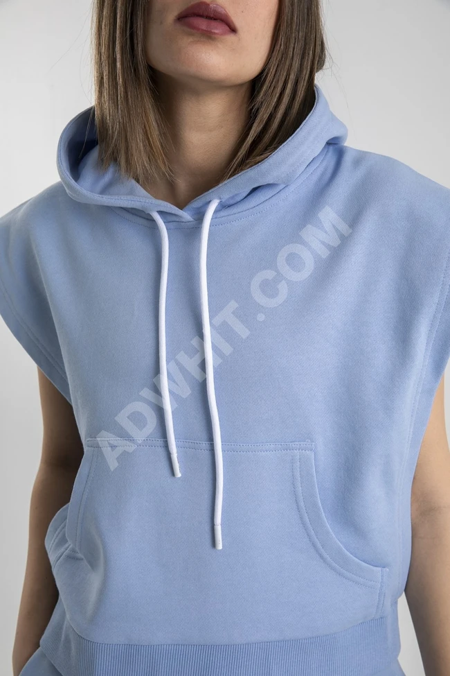 بلوفرات نسائية و رجالية بدون كم صناعة تركية قطن 100 % جودة عالية Pullover