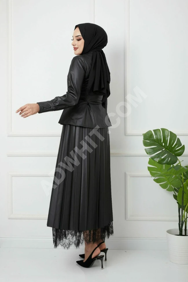 طقم جلد نسائي للمحجبات