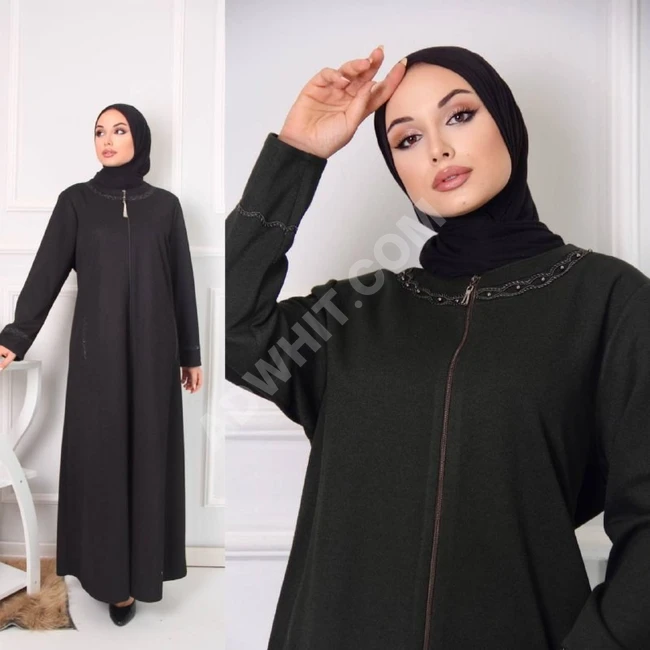 عباءة نسائية للمحجبات