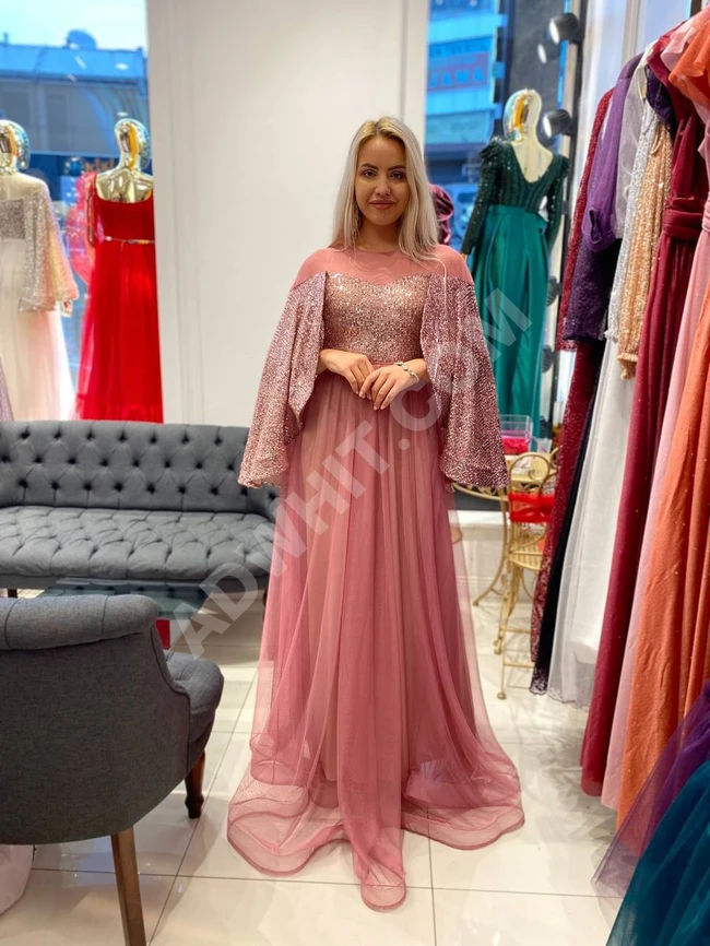 فستان سهرة نسائي طويل