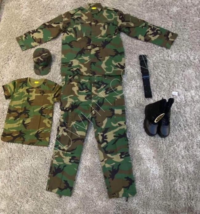 ملابس عسكرية 