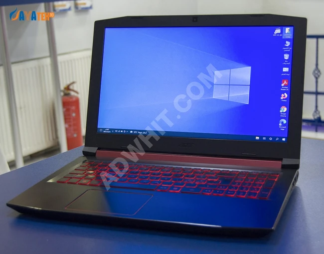 Acer Nitro   لمهووسي الألعاب الحديثة و للمصممين و المهندسين و لكافة الأعمال مع كاصة رائعة جداً،  مع شاشة بتردد 144Hz عالية الدقة Full HD