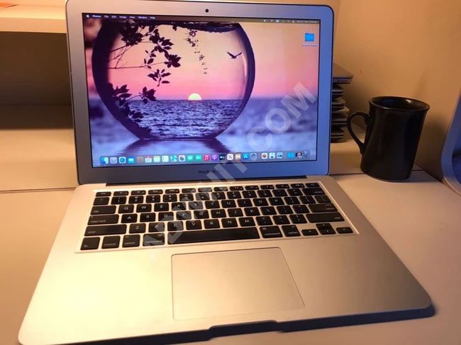 لابتوب macbook air للبيع