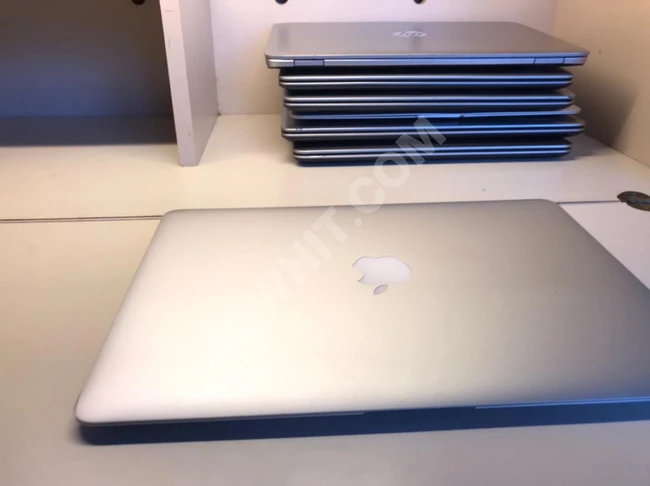 لابتوب macbook air للبيع