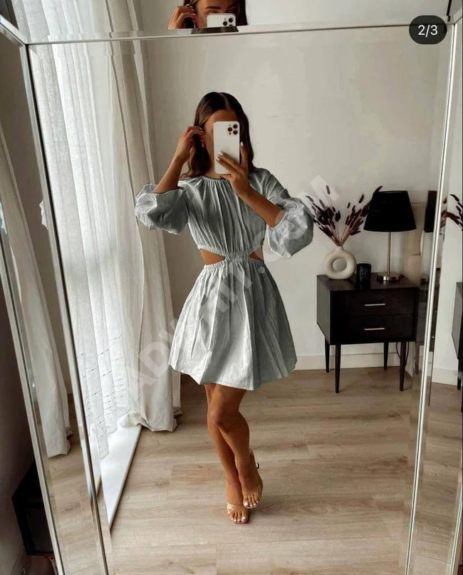 فستان نسائي