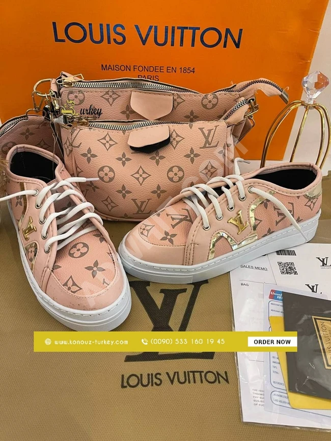 حذاء مع حقيبة