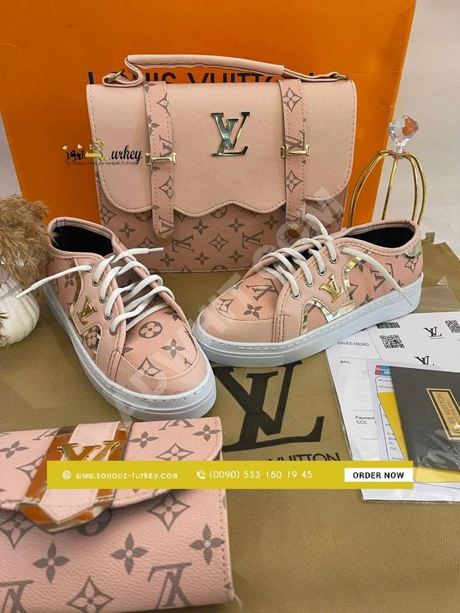 حذاء مع حقيبة