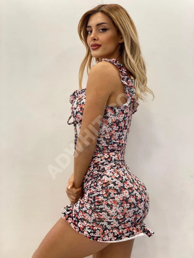 فستان نسائي