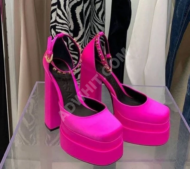 حذاء نسائي كعب عالي