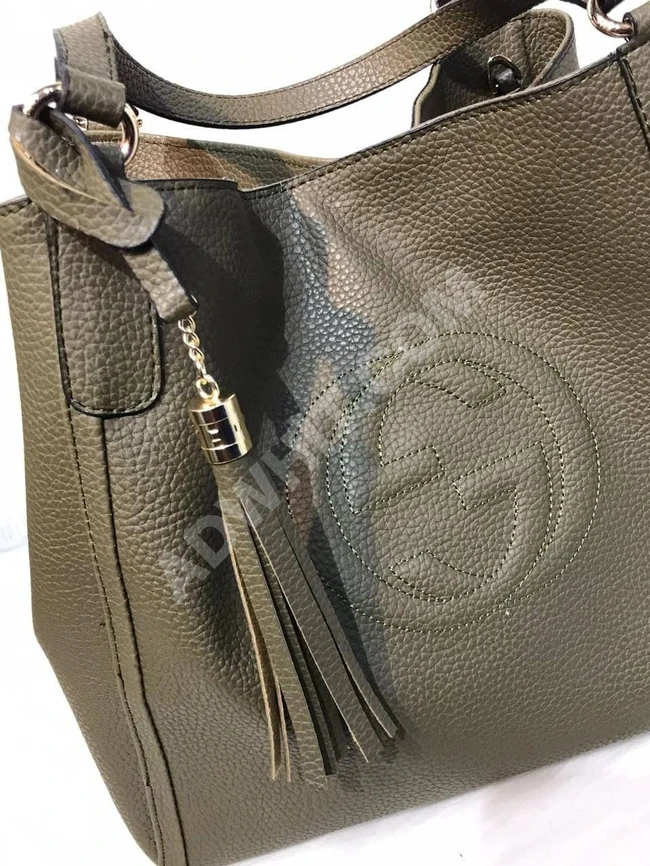 حقيبة يد نسائية 