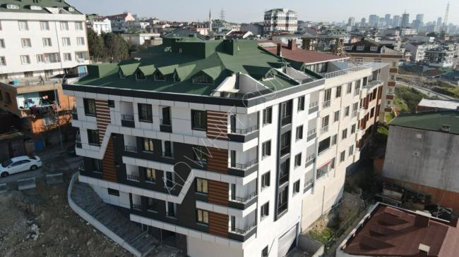 بناء كامل للبيع في اسطنبول باطلالة مباشرة على قناة اسطنبول المستقبلية