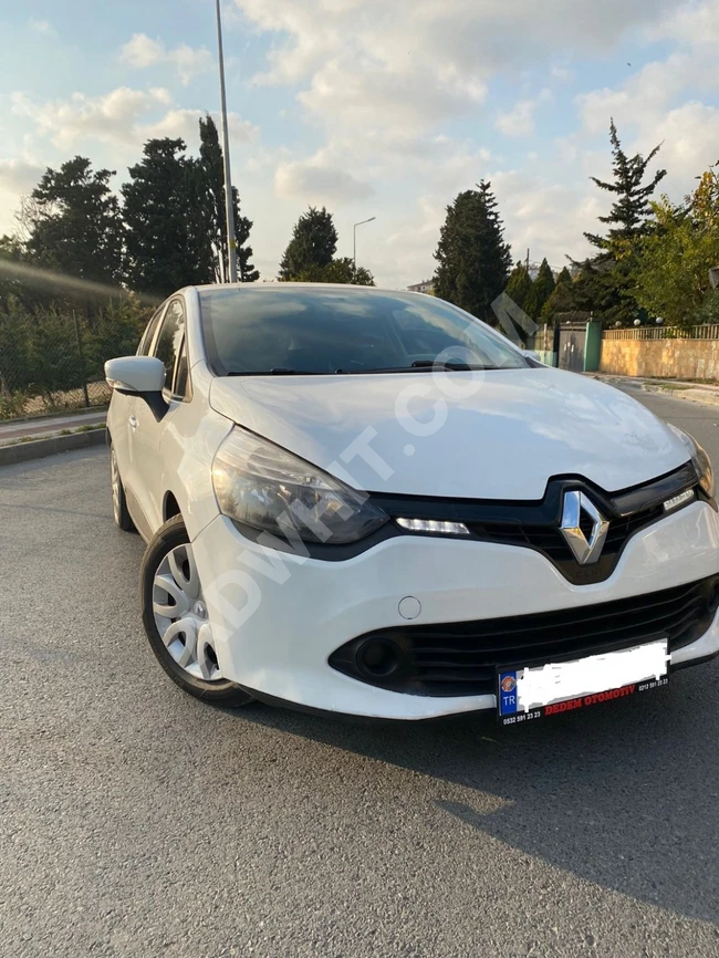 RENAULT CLIO 2016