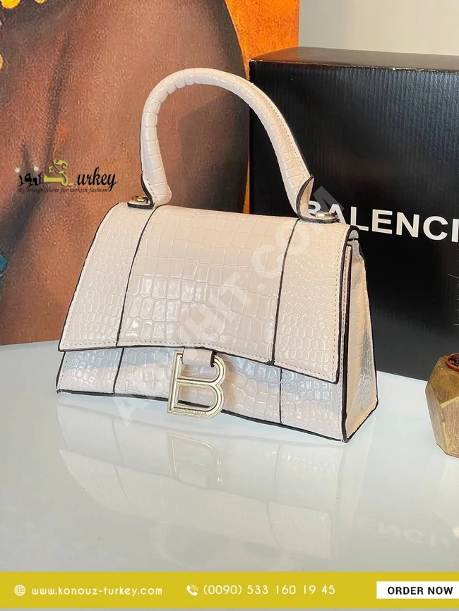 حقيبة نسائية