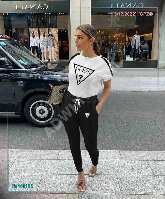 بيجامة نسائية