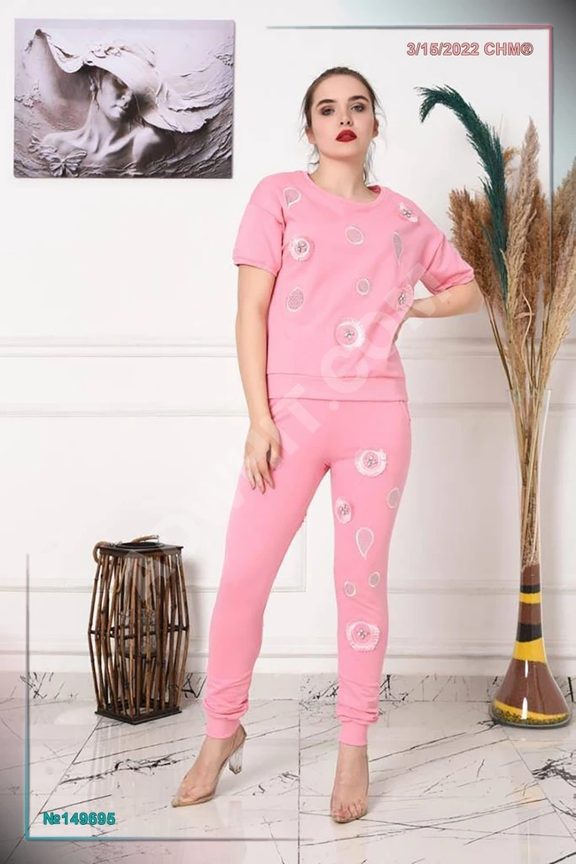 بيجامة نسائية