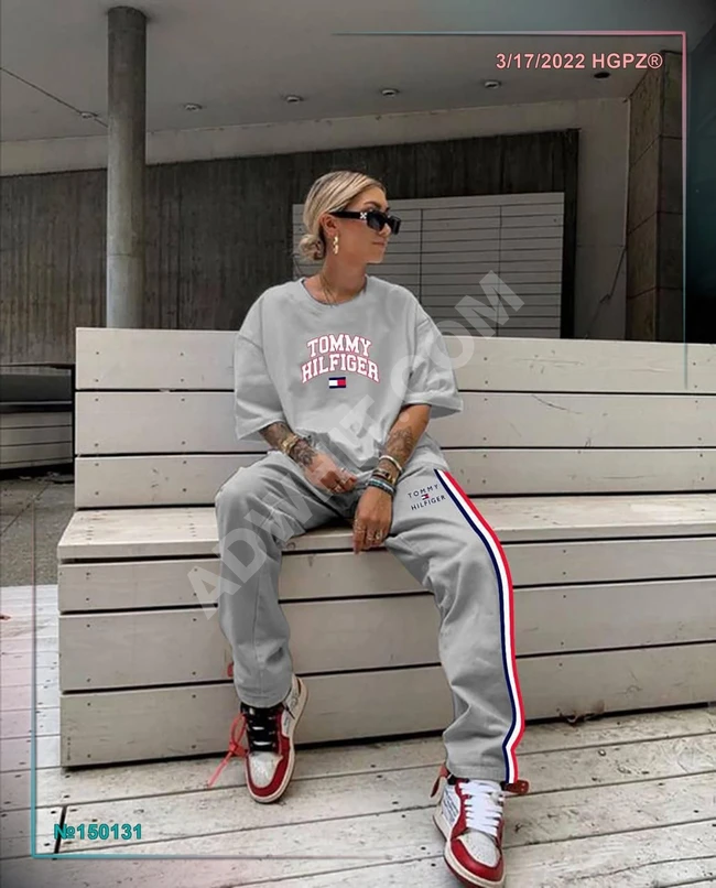 بيجامة نسائية