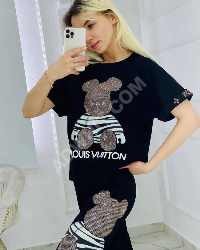 بيجامة نسائية