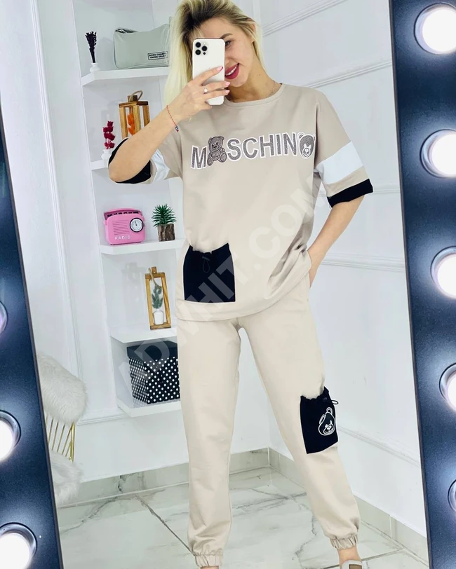 بيجامة نسائية