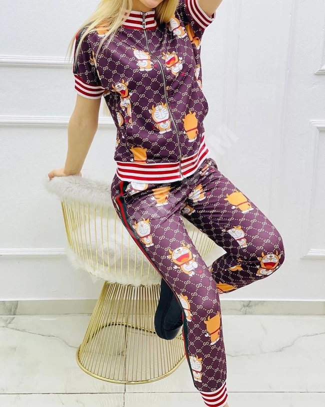 بيجامة نسائية