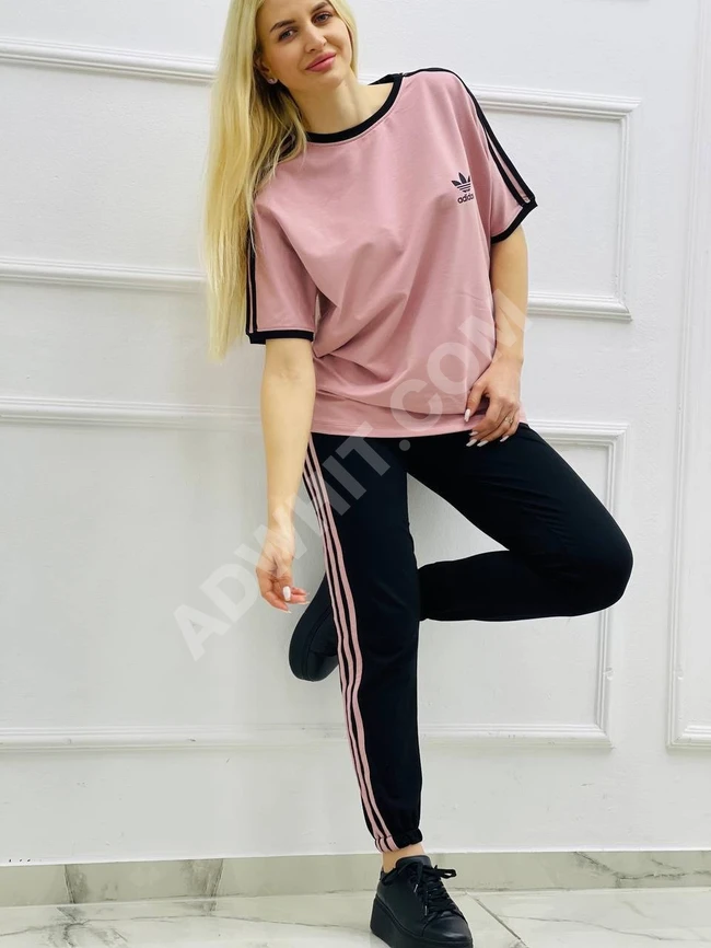 بيجامة نسائية