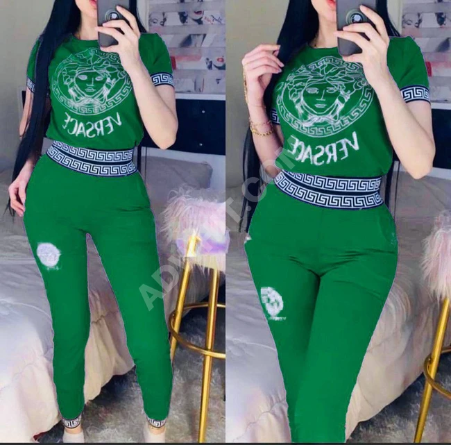 بيجامة نسائية