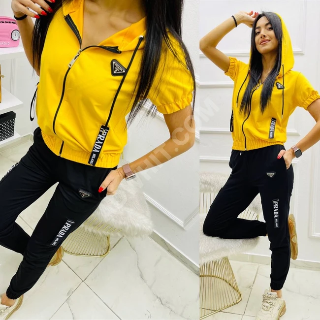 بيجامة نسائية