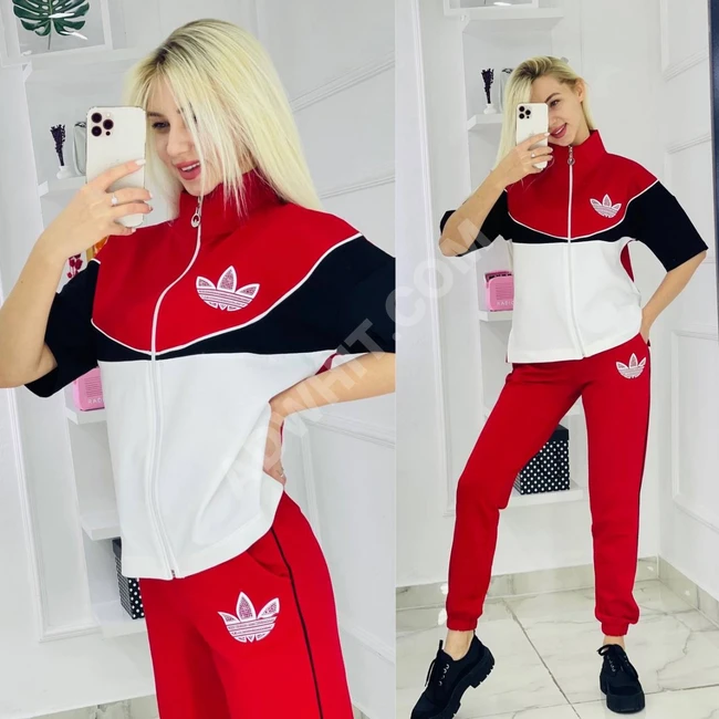 بيجامة نسائية