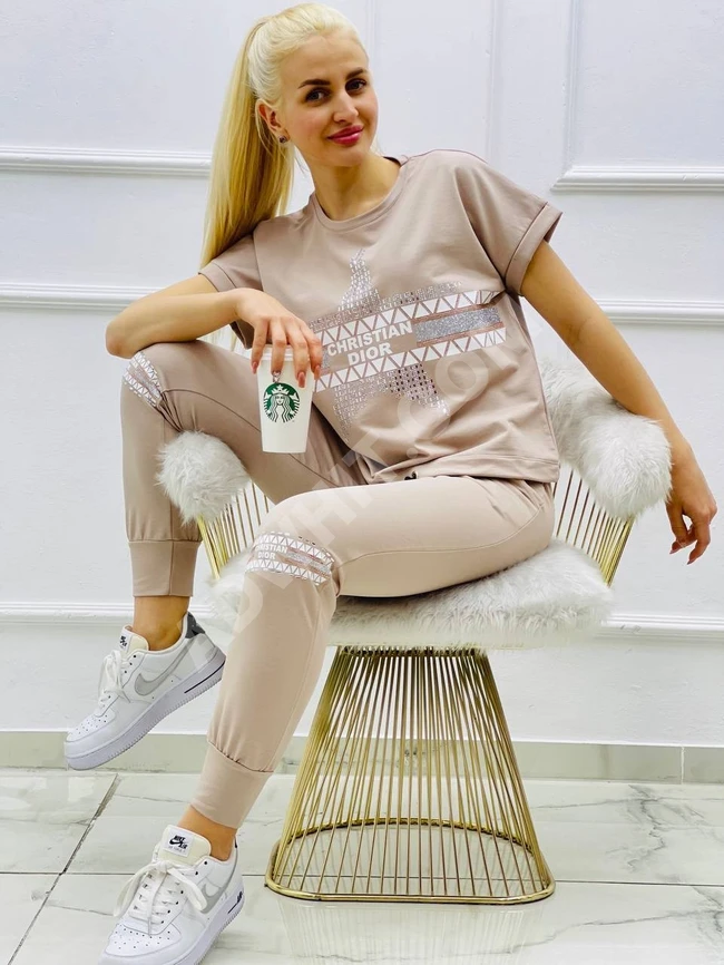 بيجامة نسائية 