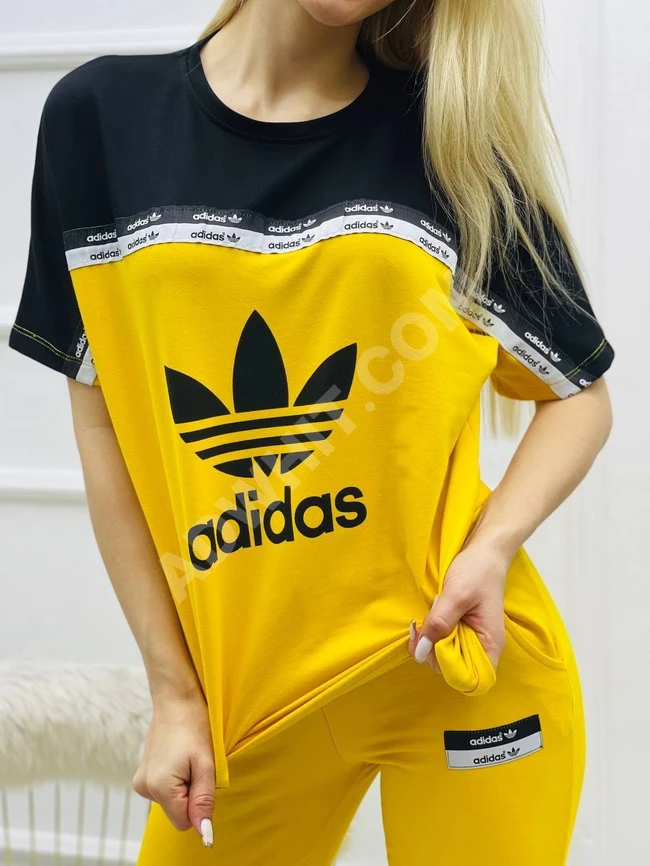 بيجامة نسائية