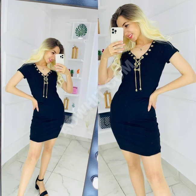 فستان نسائي