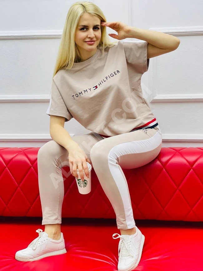 بيجامة نسائية