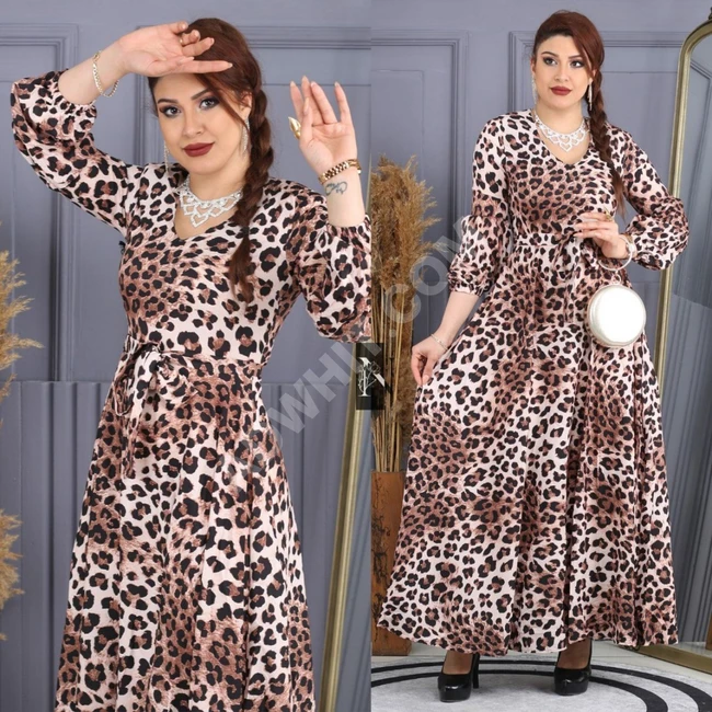 فستان نسائي