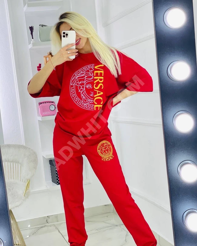 بيجامة نسائية