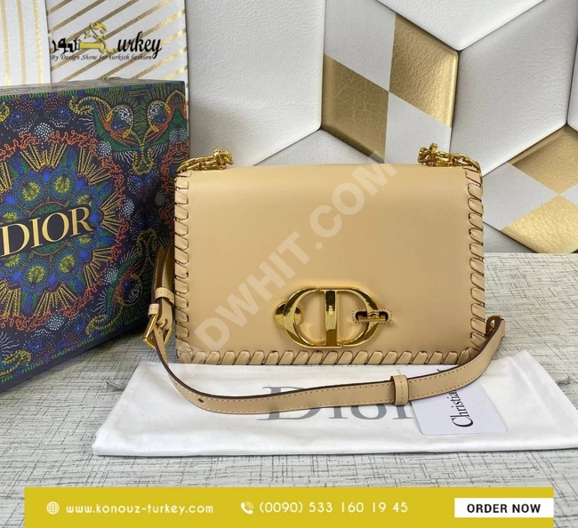 حقيبة نسائية