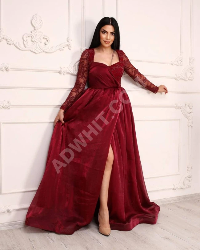 فستان نسائي